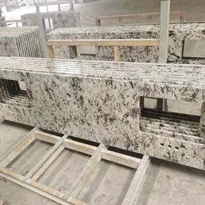 Splendor White Granite kitchen countertop